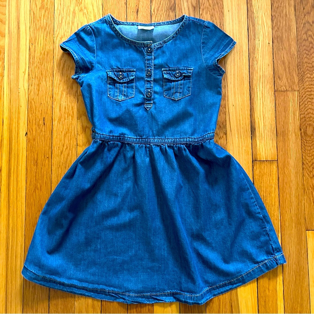 Crazy 8 Girls Size 7/8 blue chambray dress
